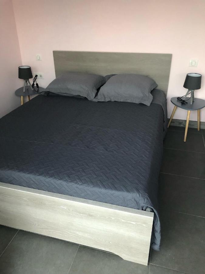 Chambres D'Hotes Chez Florence Montmerle-sur-Saone Esterno foto