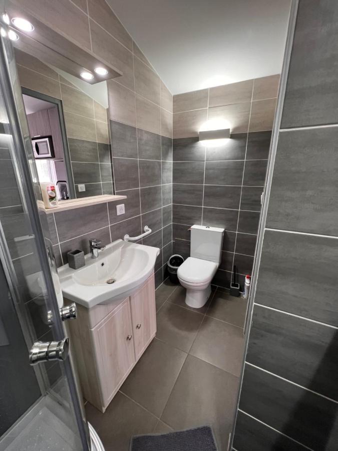 Chambres D'Hotes Chez Florence Montmerle-sur-Saone Esterno foto